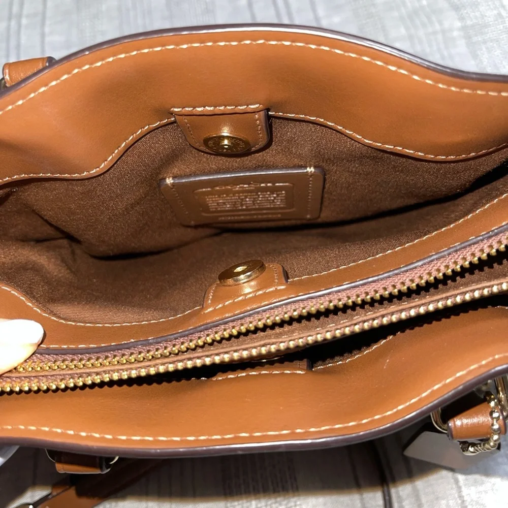 Coach mini signature sage carryall crossbody - Picture 3 of 5